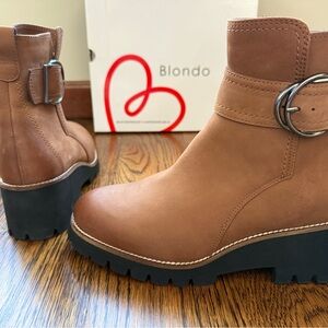 Blondo Women's Brown Ankle Booties with Buckle